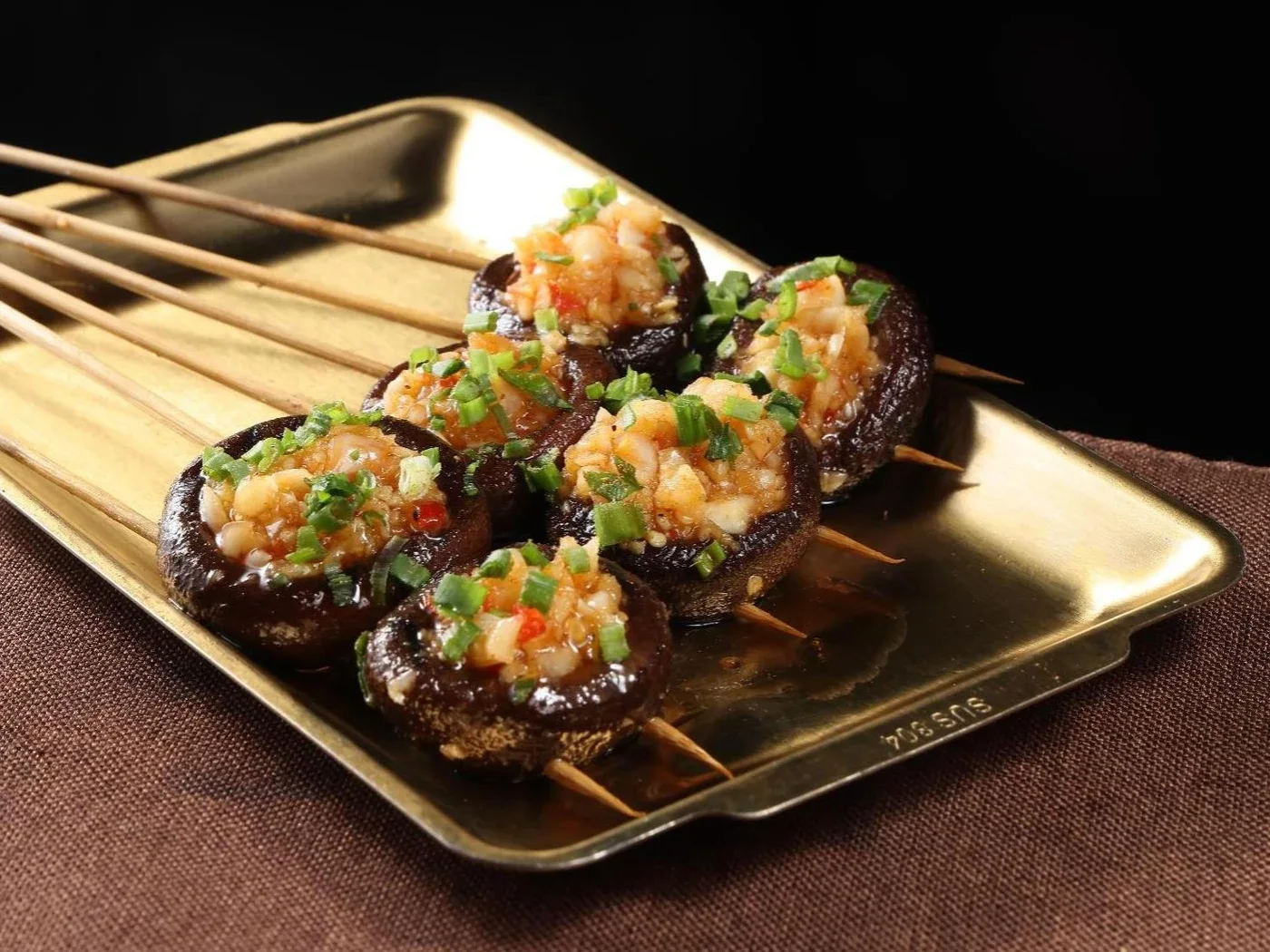 烤蒜蓉香菇 (Garlic Mushroom)3串