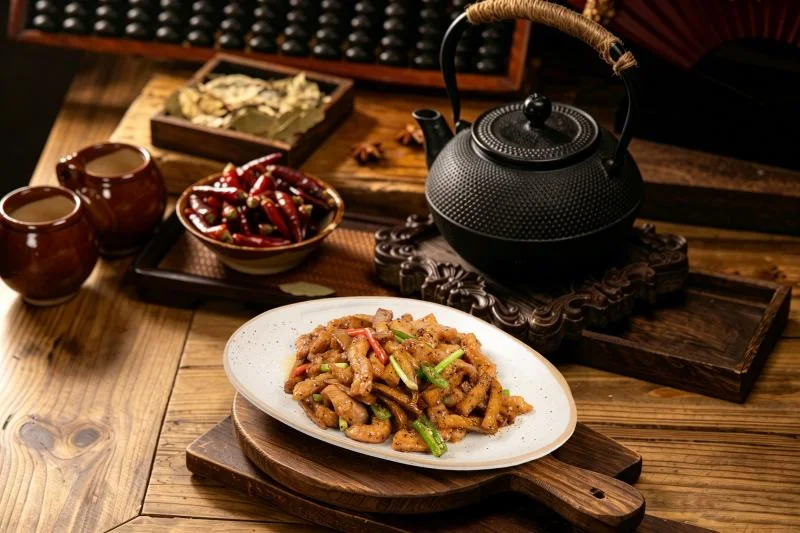 杭椒杏鲍菇松板肉